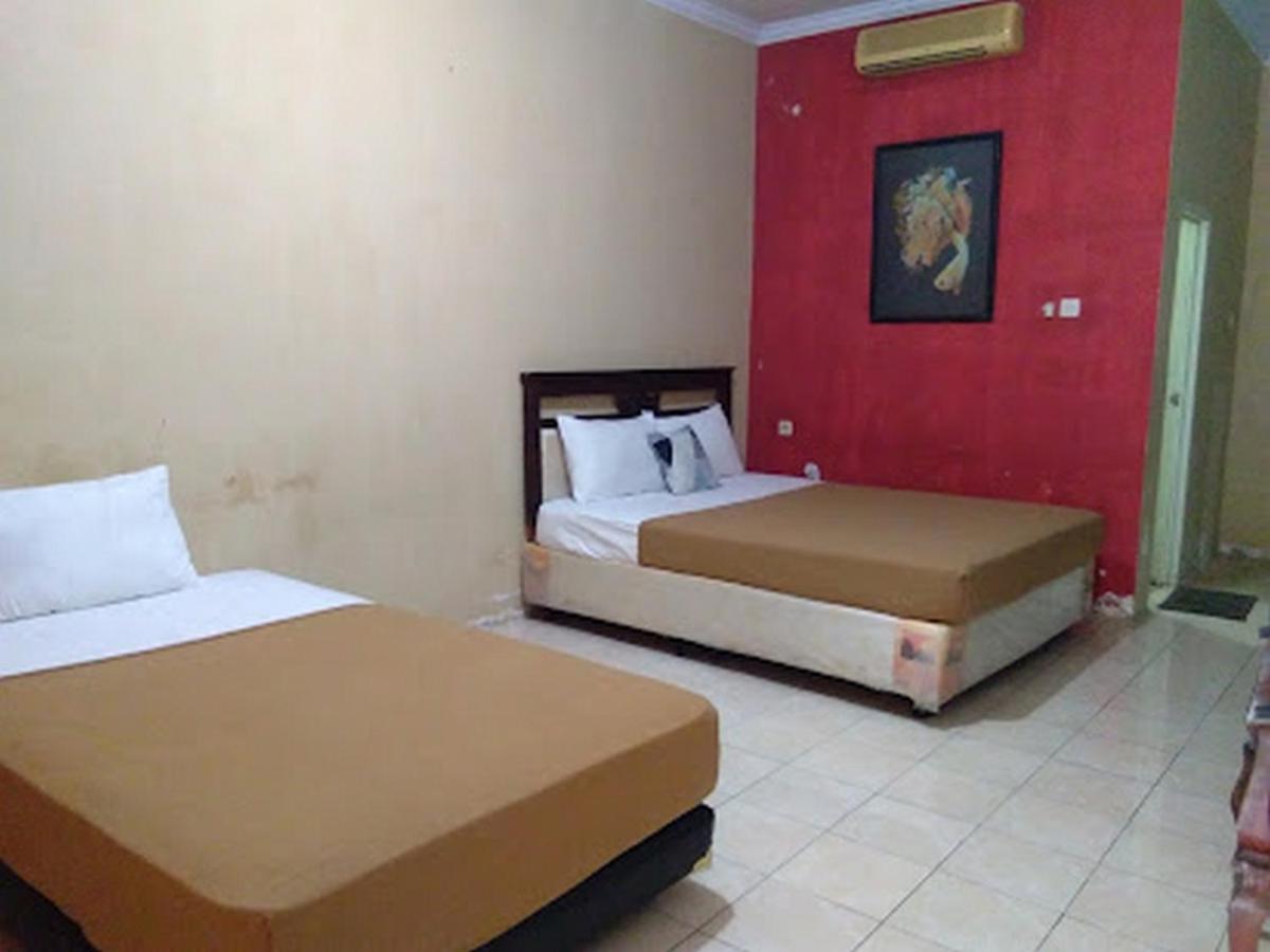 Hotel Nirwana Situbondo Redpartner Banyuanget Zewnętrze zdjęcie